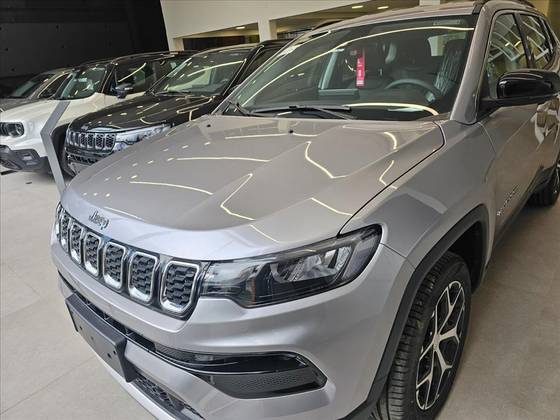 JEEP COMPASS 1.3 T270 TURBO FLEX LONGITUDE AT6